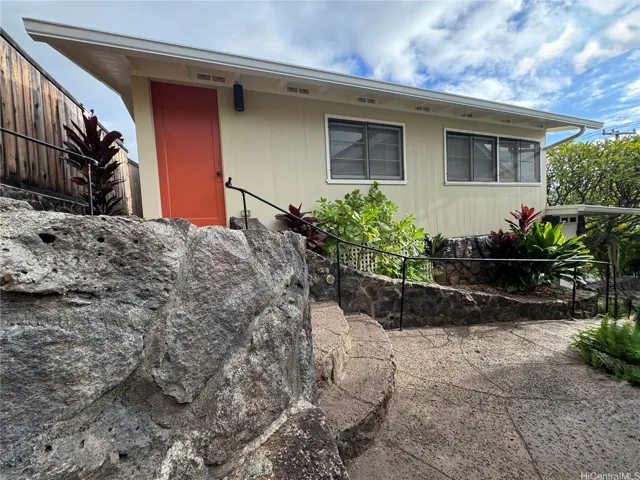 2114 - Ohana Wilder Avenue Ohana, Honolulu, Hawaii 96822, ,2 BathroomsBathrooms,Residential Lease,For Rent,Wilder,202510721