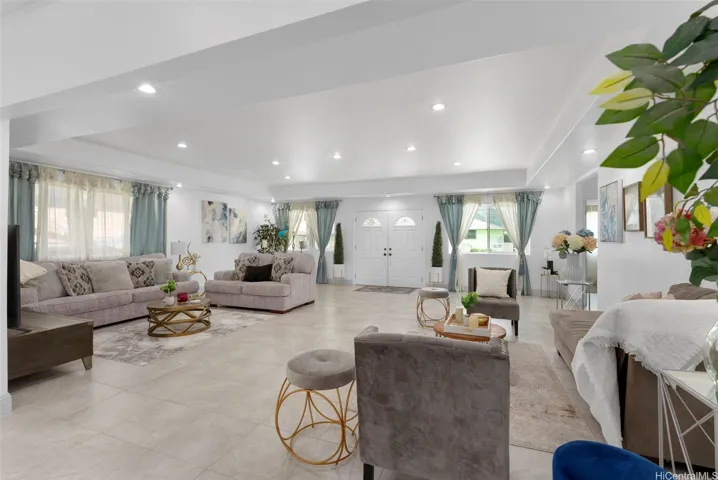 45-333 Mahalani Street, Kaneohe, Hawaii 96744, 8 Bedrooms Bedrooms, ,5 BathroomsBathrooms,Residential,For Sale,Mahalani,202511543
