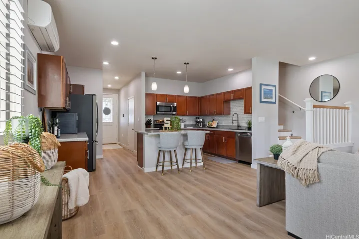 801 Kakala Street 1806, Kapolei, Hawaii 96707, 3 Bedrooms Bedrooms, ,3 BathroomsBathrooms,Residential,For Sale,Kakala,202511758