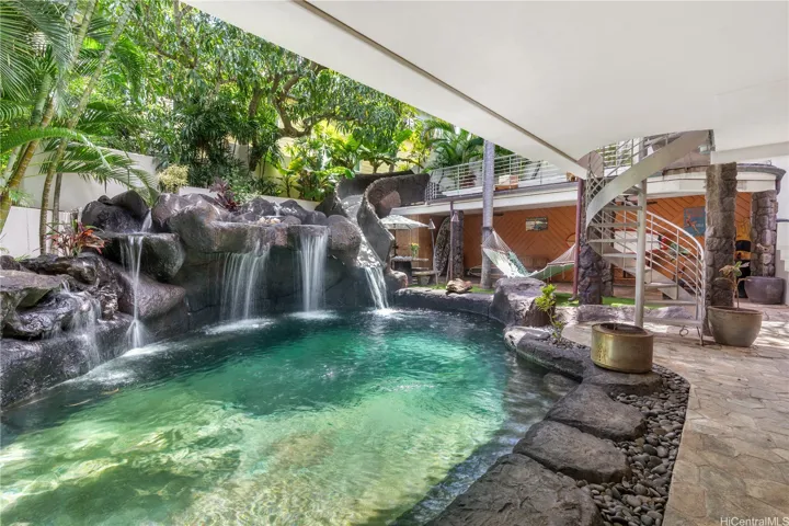 151 Alala Place, Kailua, Hawaii 96734, 7 Bedrooms Bedrooms, ,6 BathroomsBathrooms,Residential,For Sale,Alala,202512060