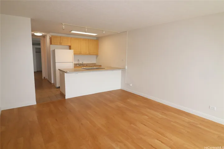 2611 Ala Wai Boulevard 1908, Honolulu, Hawaii 96815, 1 Bedroom Bedrooms, ,1 BathroomBathrooms,Residential Lease,For Rent,Ala Wai,202512101