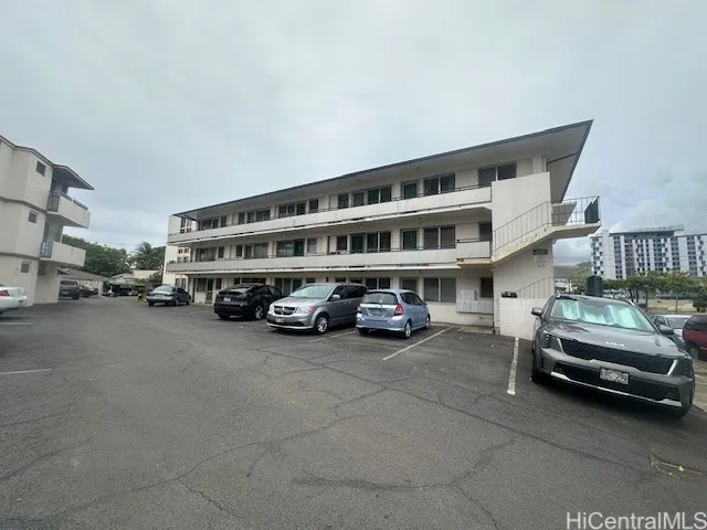 818 University Avenue, Honolulu, Hawaii 96826, 1 Bedroom Bedrooms, ,1 BathroomBathrooms,Residential Lease,For Rent,University,202513776