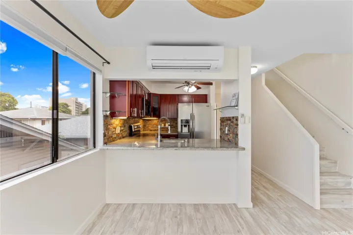 1418 Makiki Street A, Honolulu, Hawaii 96814, 3 Bedrooms Bedrooms, ,2 BathroomsBathrooms,Residential,For Sale,Makiki,202515269