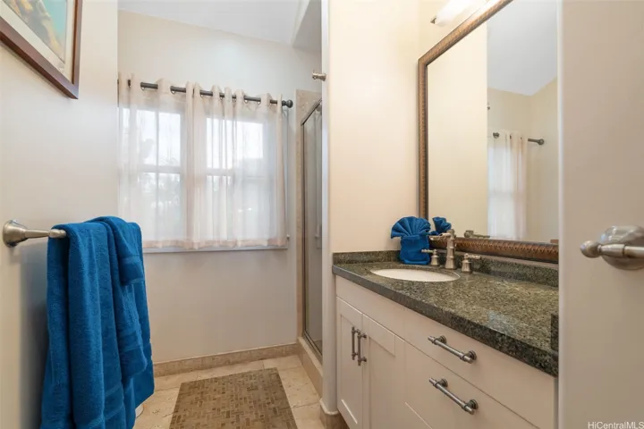 Master bath suite