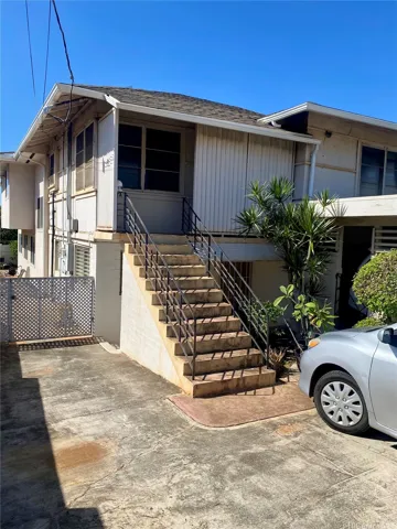 3237 Charles Street, Honolulu, Hawaii 96816, 2 Bedrooms Bedrooms, ,1 BathroomBathrooms,Residential Lease,For Rent,Charles,202515664