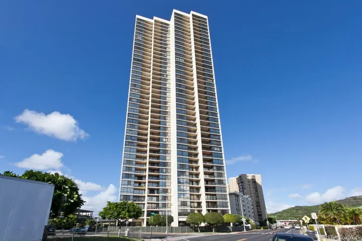990 Ala Nanala Street 20d, Honolulu, Hawaii 96818, 2 Bedrooms Bedrooms, ,2 BathroomsBathrooms,Residential Lease,For Rent,Ala Nanala,202516305