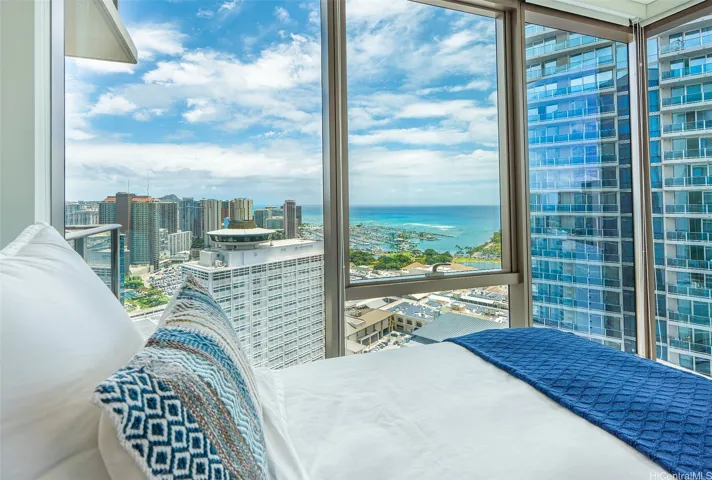 1388 Kapiolani Boulevard 3501, Honolulu, Hawaii 96814, 2 Bedrooms Bedrooms, ,2 BathroomsBathrooms,Residential Lease,For Rent,Kapiolani,202516335