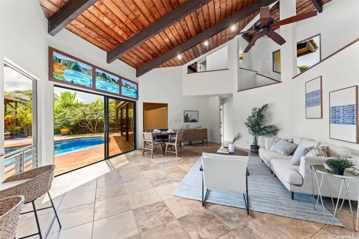 44-389 Kaneohe Bay Drive, Kaneohe, Hawaii 96744, 4 Bedrooms Bedrooms, ,4 BathroomsBathrooms,Residential,For Sale,Kaneohe Bay,202516772