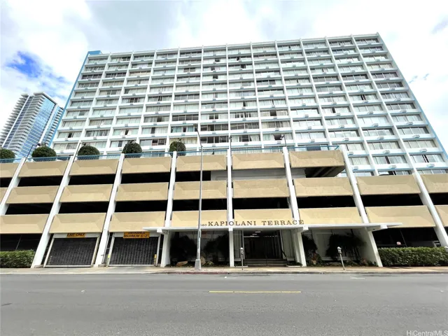 1560 Kanunu Street 1402, Honolulu, Hawaii 96814, ,1 BathroomBathrooms,Residential,For Sale,Kanunu,202516883