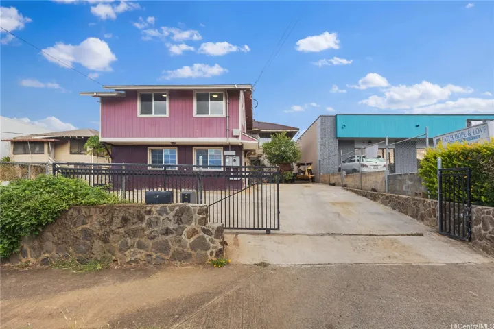 932 Waiakamilo Road, Honolulu, Hawaii 96817, ,Commercial Sale,For Sale,Waiakamilo,202516978