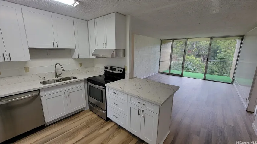 95-273 Waikalani Drive D1006, Mililani, Hawaii 96789, 3 Bedrooms Bedrooms, ,2 BathroomsBathrooms,Residential,For Sale,Waikalani,202517004