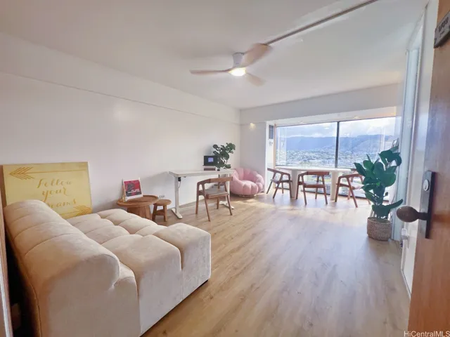 1750 Kalakaua Avenue 1709, Honolulu, Hawaii 96826, ,1 BathroomBathrooms,Residential,For Sale,Kalakaua,202517119