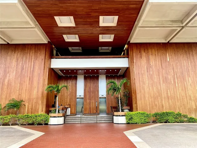 250 Kawaihae Street 1b, Honolulu, Hawaii 96825, 2 Bedrooms Bedrooms, ,2 BathroomsBathrooms,Residential,For Sale,Kawaihae,202517130