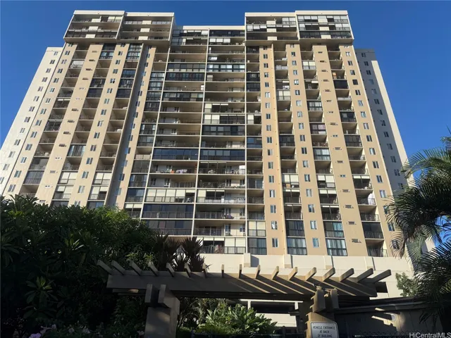 2916 Date Street E-5, Honolulu, Hawaii 96816, 2 Bedrooms Bedrooms, ,2 BathroomsBathrooms,Residential,For Sale,Date,202517172