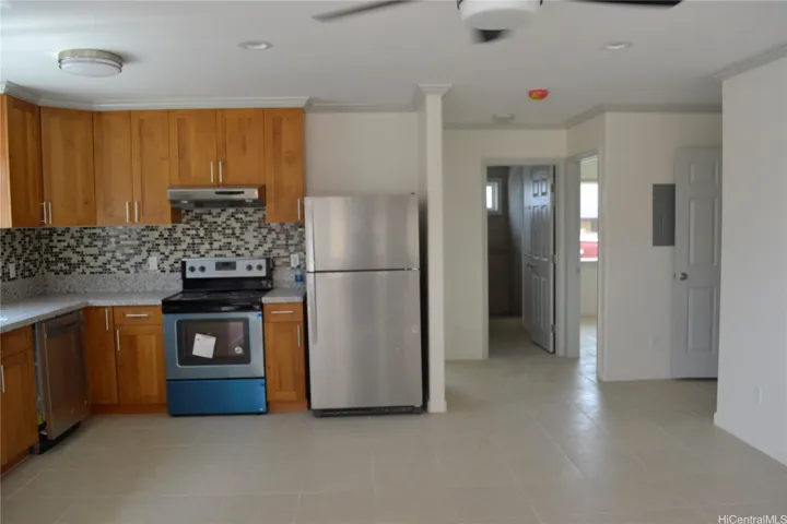 98-212 Kaulike Drive 101, Pearl City, Hawaii 96782, 2 Bedrooms Bedrooms, ,1 BathroomBathrooms,Residential Lease,For Rent,Kaulike,202517221