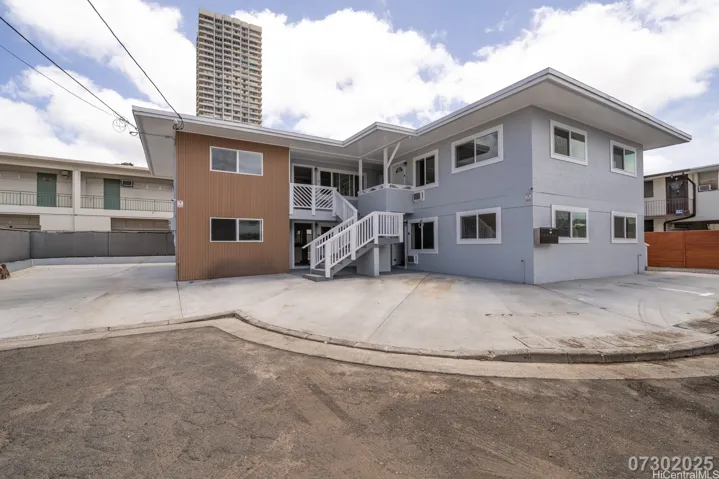 829 Waiaka Place 2, Honolulu, Hawaii 96826, 2 Bedrooms Bedrooms, ,1 BathroomBathrooms,Residential Lease,For Rent,Waiaka,202517323