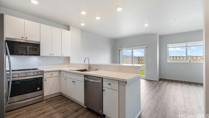 91-4099 Hikuono Street 312, Kapolei, Hawaii 96707, 3 Bedrooms Bedrooms, ,3 BathroomsBathrooms,Residential,For Sale,Hikuono,202517481