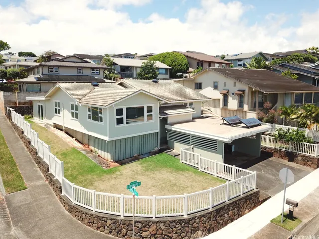 98-1774 Kupukupu Street, Aiea, Hawaii 96701, 3 Bedrooms Bedrooms, ,4 BathroomsBathrooms,Residential Lease,For Rent,Kupukupu,202517585
