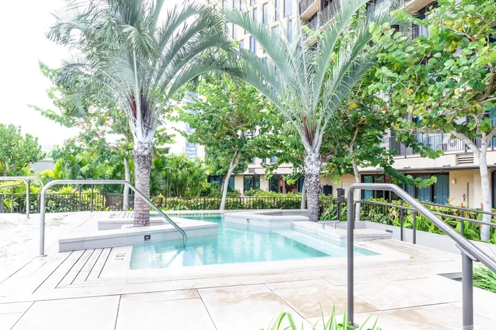8th Floor Pool Area
