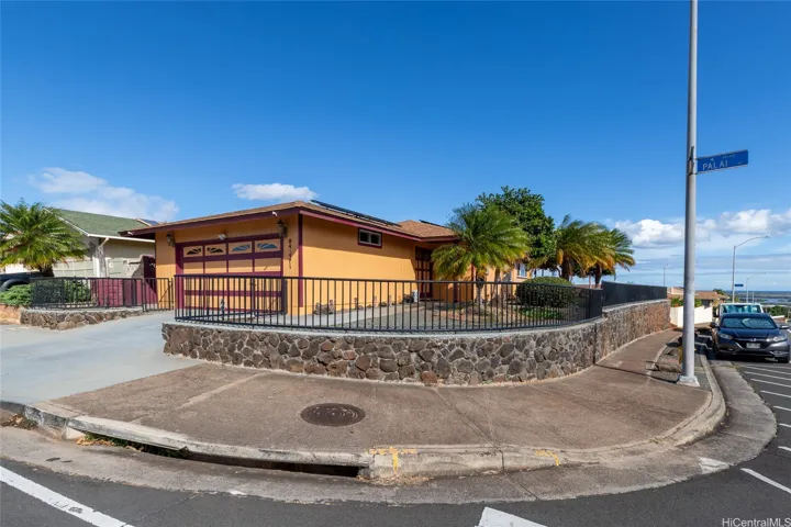 94-471 Palai Street, Waipahu, Hawaii 96797, 3 Bedrooms Bedrooms, ,2 BathroomsBathrooms,Residential,For Sale,Palai,202517896