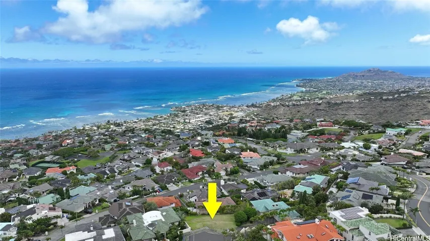 103 Ikena Place, Honolulu, Hawaii 96821, ,Land,For Sale,Ikena,202517933