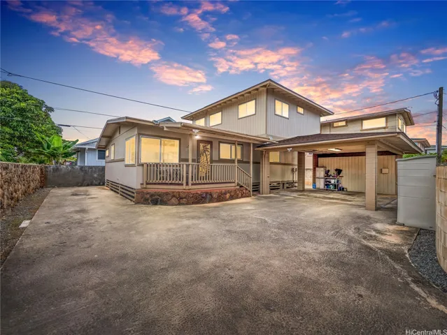 Welcome to 55-482 Palekana St. in Laie!  This is a 5 bedroom, 4-full bath home.