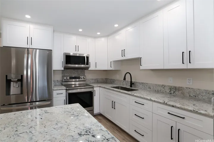 46-63 Emepela Place Q202, Kaneohe, Hawaii 96744, 3 Bedrooms Bedrooms, ,2 BathroomsBathrooms,Residential Lease,For Rent,Emepela,202518196