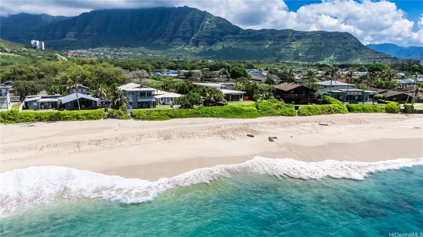 Take a morning walk with a cup of coffee on the white sand beach and enjoy the active sea life, including green sea turtles, whales breaching offshore and the occasional monk seals.