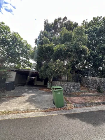 1328 Ainapua Street, Honolulu, Hawaii 96819, 6 Bedrooms Bedrooms, ,3 BathroomsBathrooms,Residential,For Sale,Ainapua,202518255