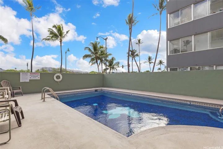 2533 Ala Wai Boulevard 201, Honolulu, Hawaii 96815, 2 Bedrooms Bedrooms, ,2 BathroomsBathrooms,Residential,For Sale,Ala Wai,202518682