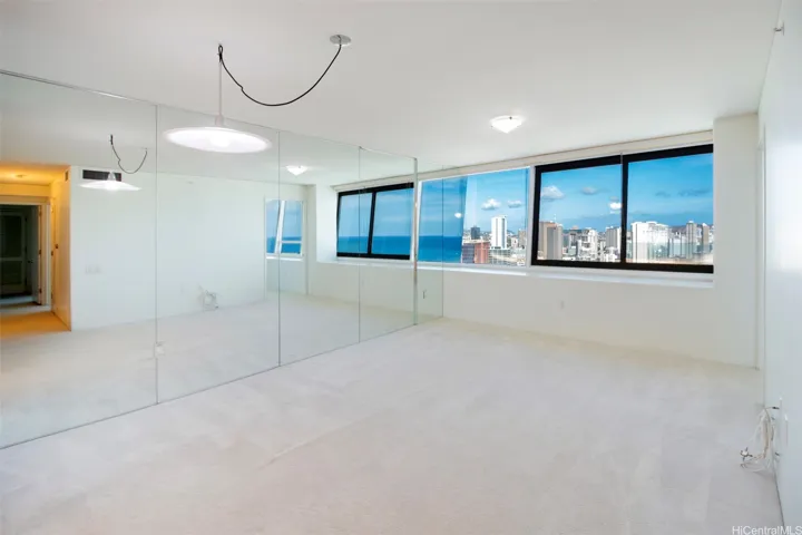 88 Piikoi Street 3506, Honolulu, Hawaii 96814, 2 Bedrooms Bedrooms, ,2 BathroomsBathrooms,Residential Lease,For Rent,Piikoi,202518938