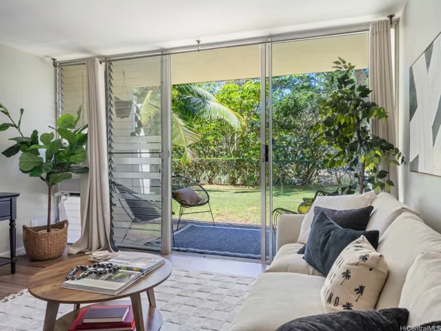 95-2027 Waikalani Place A103, Mililani, Hawaii 96789, 3 Bedrooms Bedrooms, ,2 BathroomsBathrooms,Residential,For Sale,Waikalani,202520022
