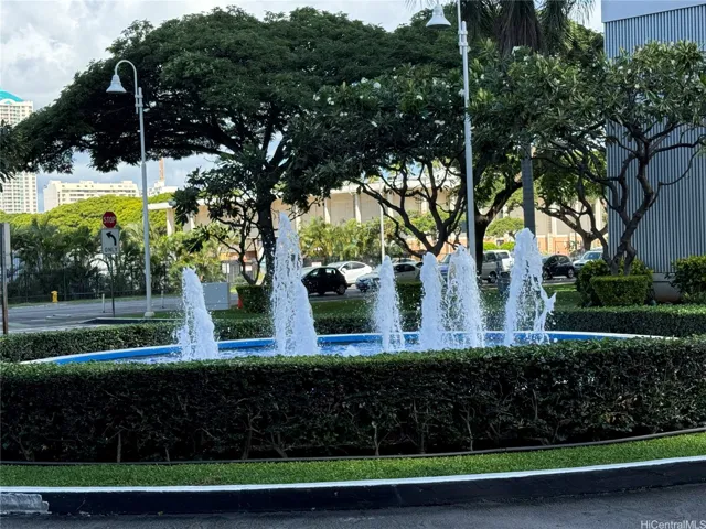 Moana Pacific West Frontage Water Fountain