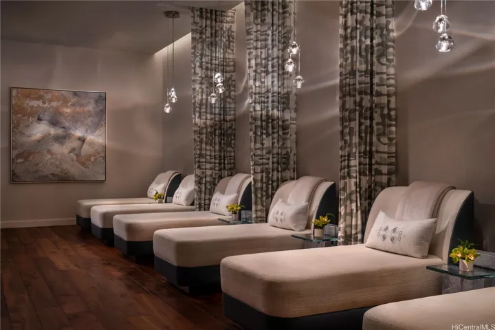 Come and relax in the spa