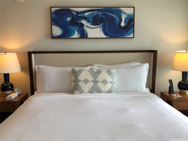 Calming bedroom.  Linens included.