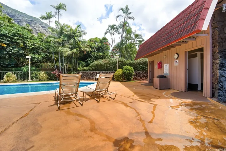1 of 2 pool areas