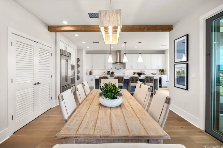 Photo is of the model home 75.20 A and may differ from actual improvements, if any, when constructed. The specific features in a residence vary from home to home and not all features are available in all series or all floorplans within a series. We reserve the right to modify or cancel these specific features, substitute equipment, materials, appliances and brand names in our sole discretion. Color and size variations may occur.