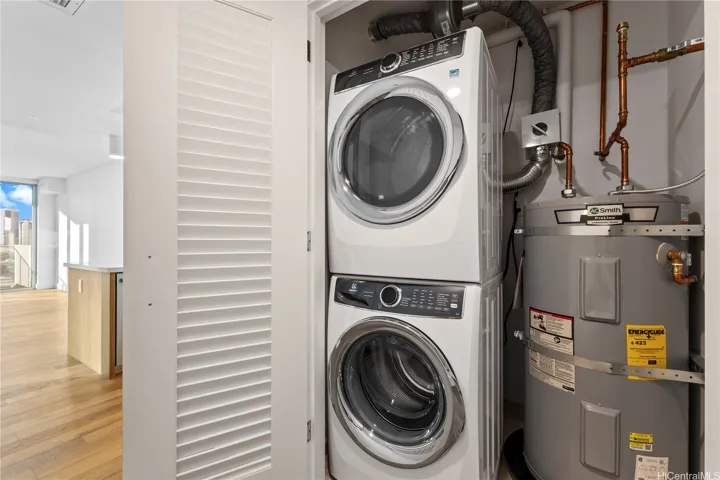 washer/dryer/water heater closet