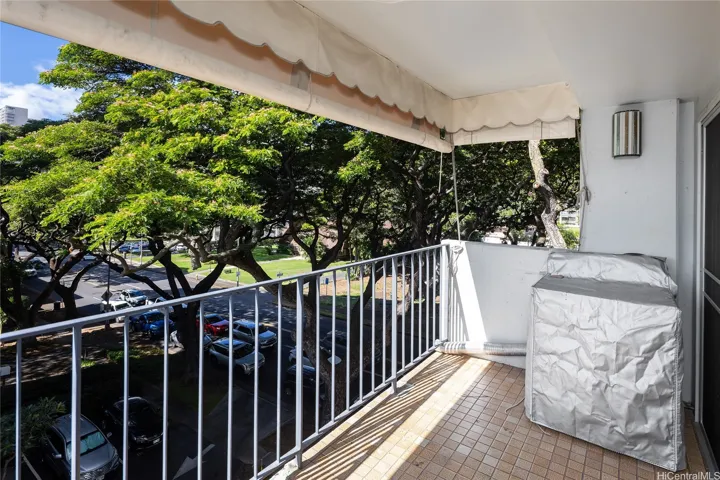 Open air lanai.
