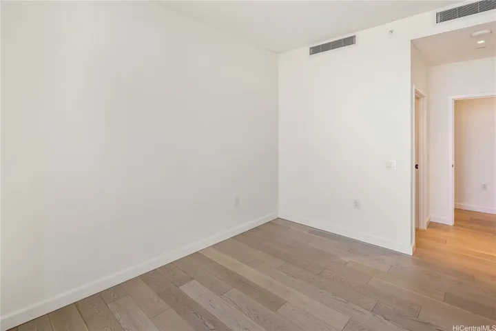 This is the same bedroom photo without the Virtual Staging.