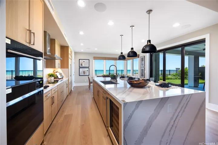 Photo is of the model home 75.30 B (Reverse) and may differ from actual improvements, if any, when constructed. The specific features in a residence vary from home to home and not all features are available in all series or all floorplans within a series. We reserve the right to modify or cancel these specific features, substitute equipment, materials, appliances and brand names in our sole discretion. Color and size variations may occur.