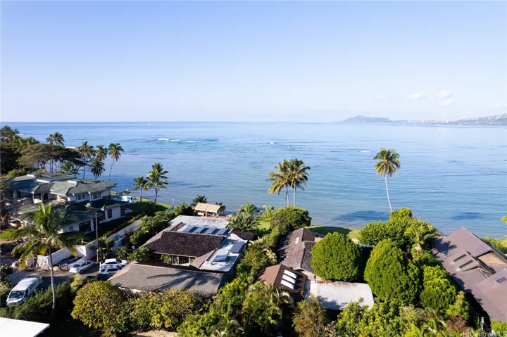 Located next to a $40,000,000M at cost house recently completed is to the left of our home.  This home starts the Billionaires homes, Henry Kaiser had 5 acres of land and several homes there as well.  Did I mention the many surf spots from beginners to advanced right in view but no surfers can enter from our home area.