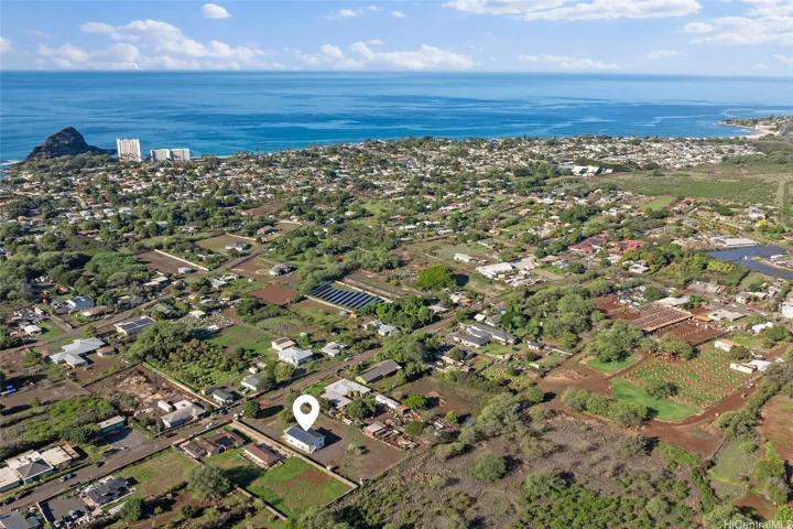 marker points to the house, note the size of the land and proximity to the ocean!
