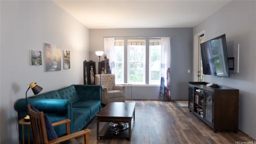 Living room, trees view