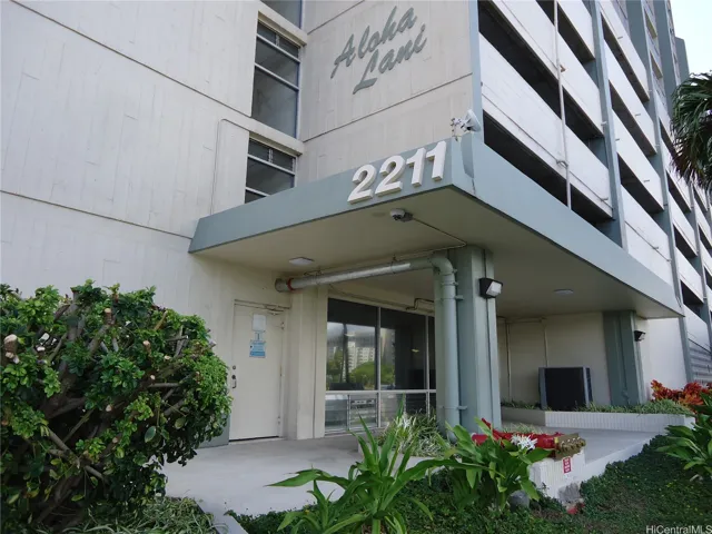 Secured Biulding & Parking Garage