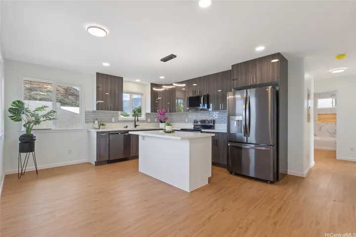 Full Kitchen Upstairs