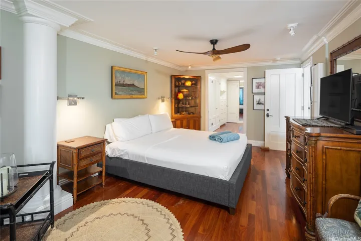 Huge primary bedroom with en suite bathroom.