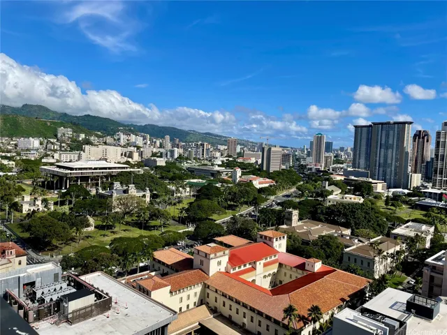 Iolani Palace & State Capital view from lanai