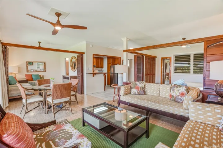HCR-D3: Living/Dining, Bedroom 1, Bedroom 2, Kitchen