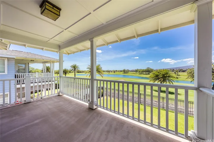 Primary bedroom lanai